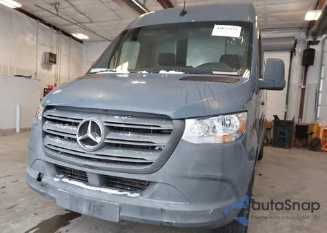 2019 Mercedes-Benz Sprinter 2500 High Roof V6 z USA, uszkodzony, nr VIN WD4PF1CDXKP148464